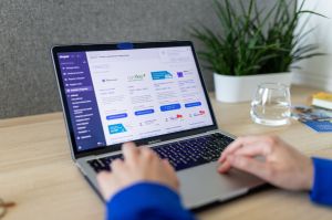 Custom Shopify search API integration blueprint